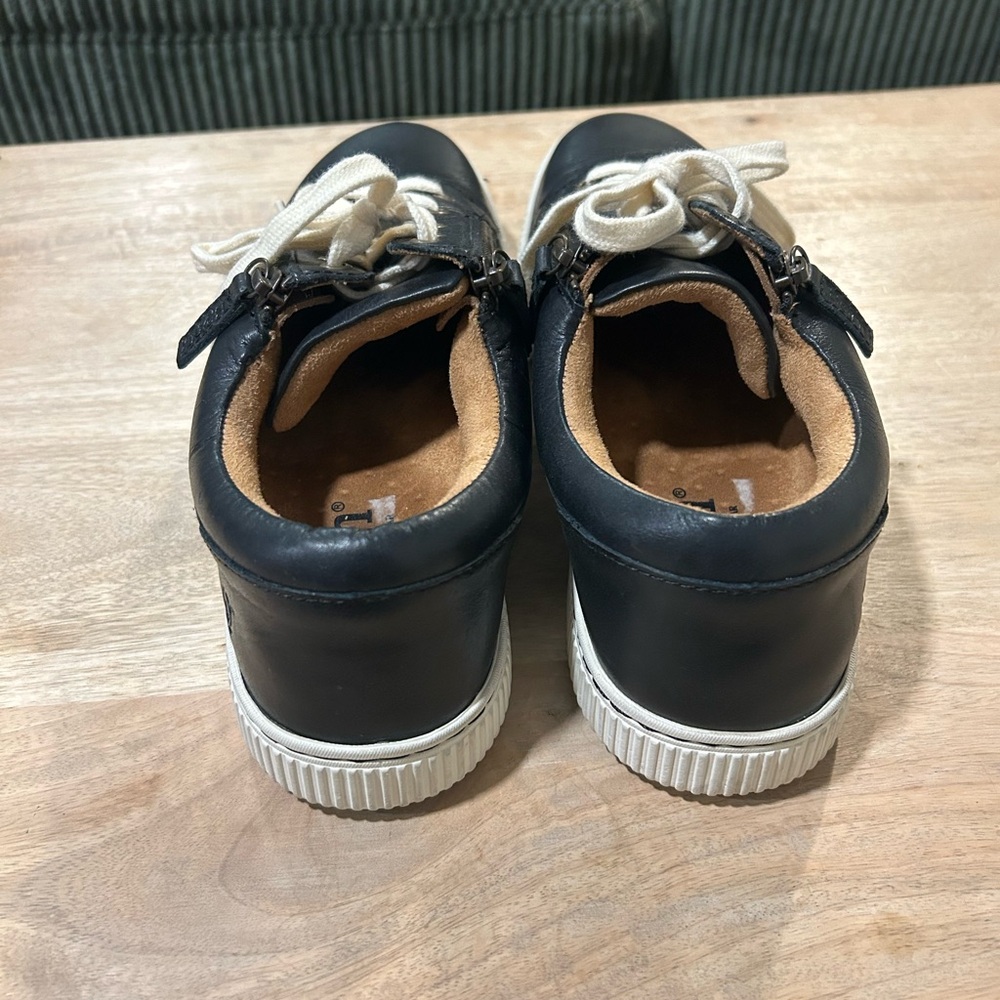 Born | Black Leather Sneakers | Zipper Accents | Women’s 10M - Picture 3 of 4
